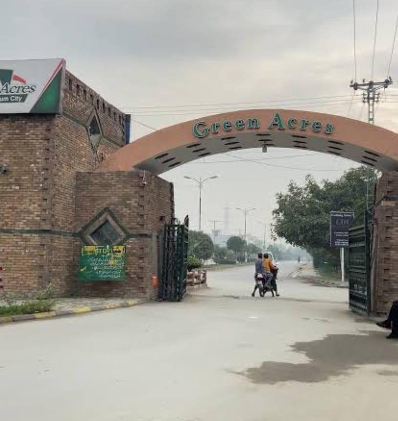 Green Acres entrance, Islamabad